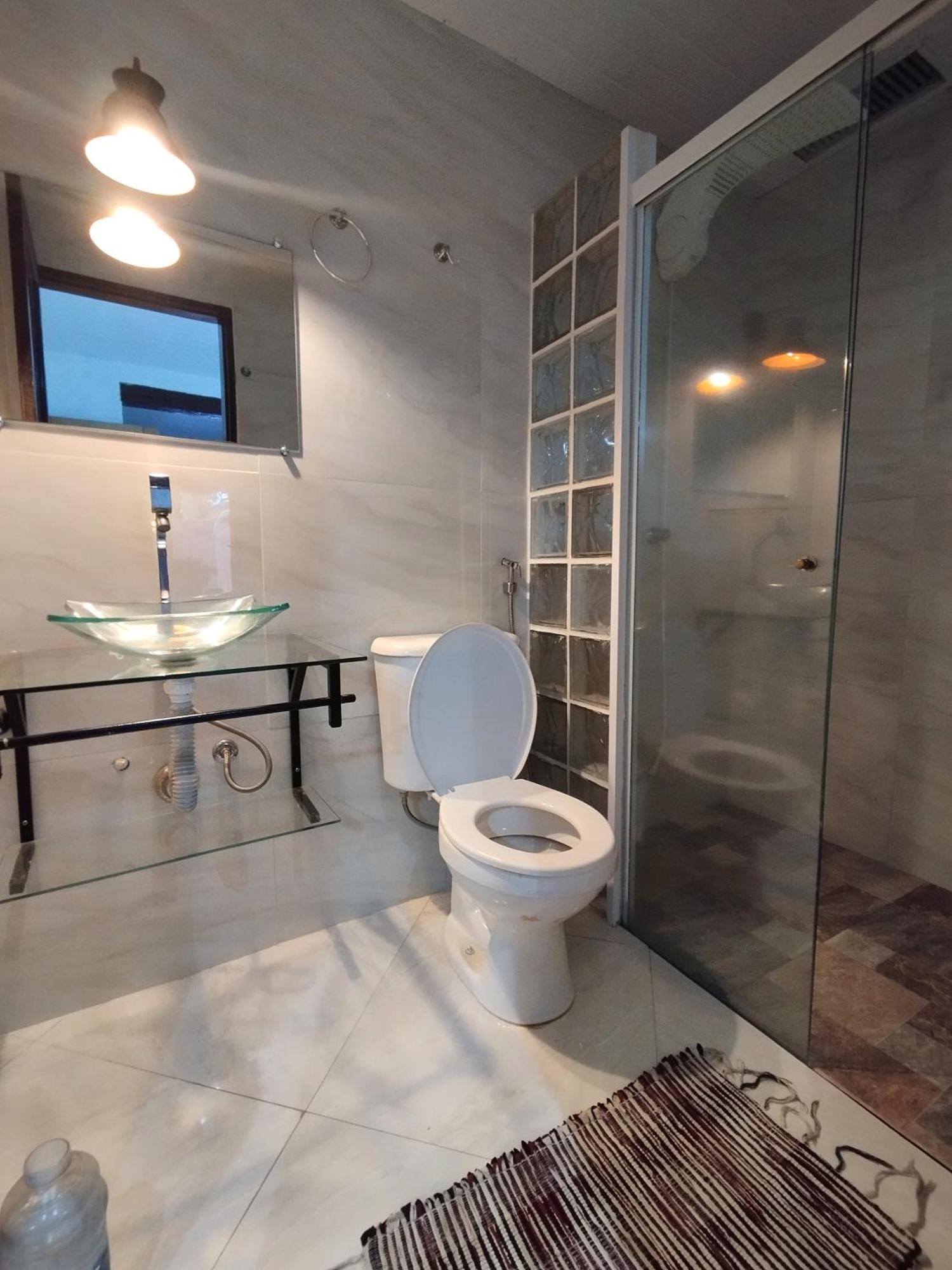 Carijos Com Piscina